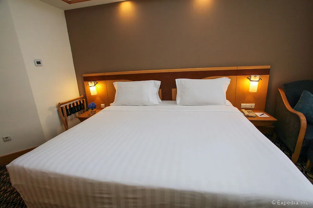 Hotel Furama City Centre Singapur 4*,