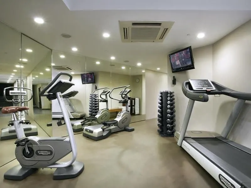 Furama City Centre Singapore Hotel